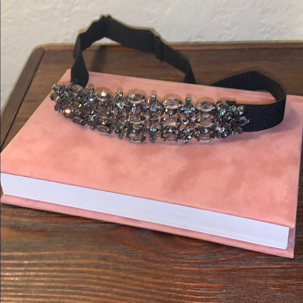 BCBG adjustable waist belt
